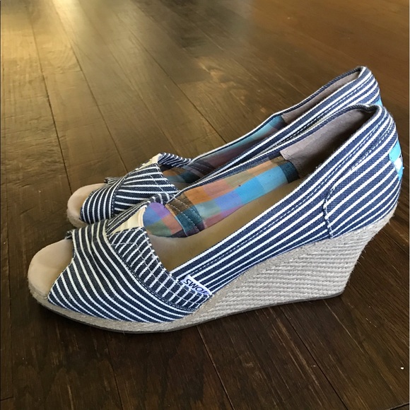 Toms canvas wedges - Picture 2 of 7